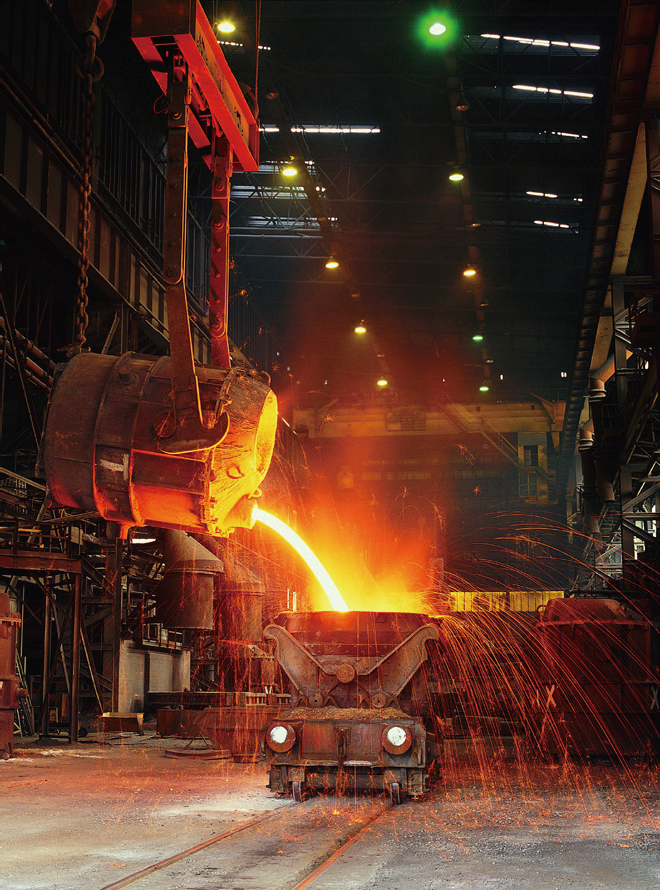 Tangshan steel smelting plant project, high temperature molten steel pouring workshop with heat-resistant explosion-proof industrial lights