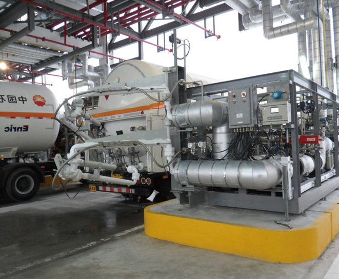 Mianyang LNG storage & refueling skid station project, PetroChina LNG tanker and cryogenic pipeline explosion-proof equipment
